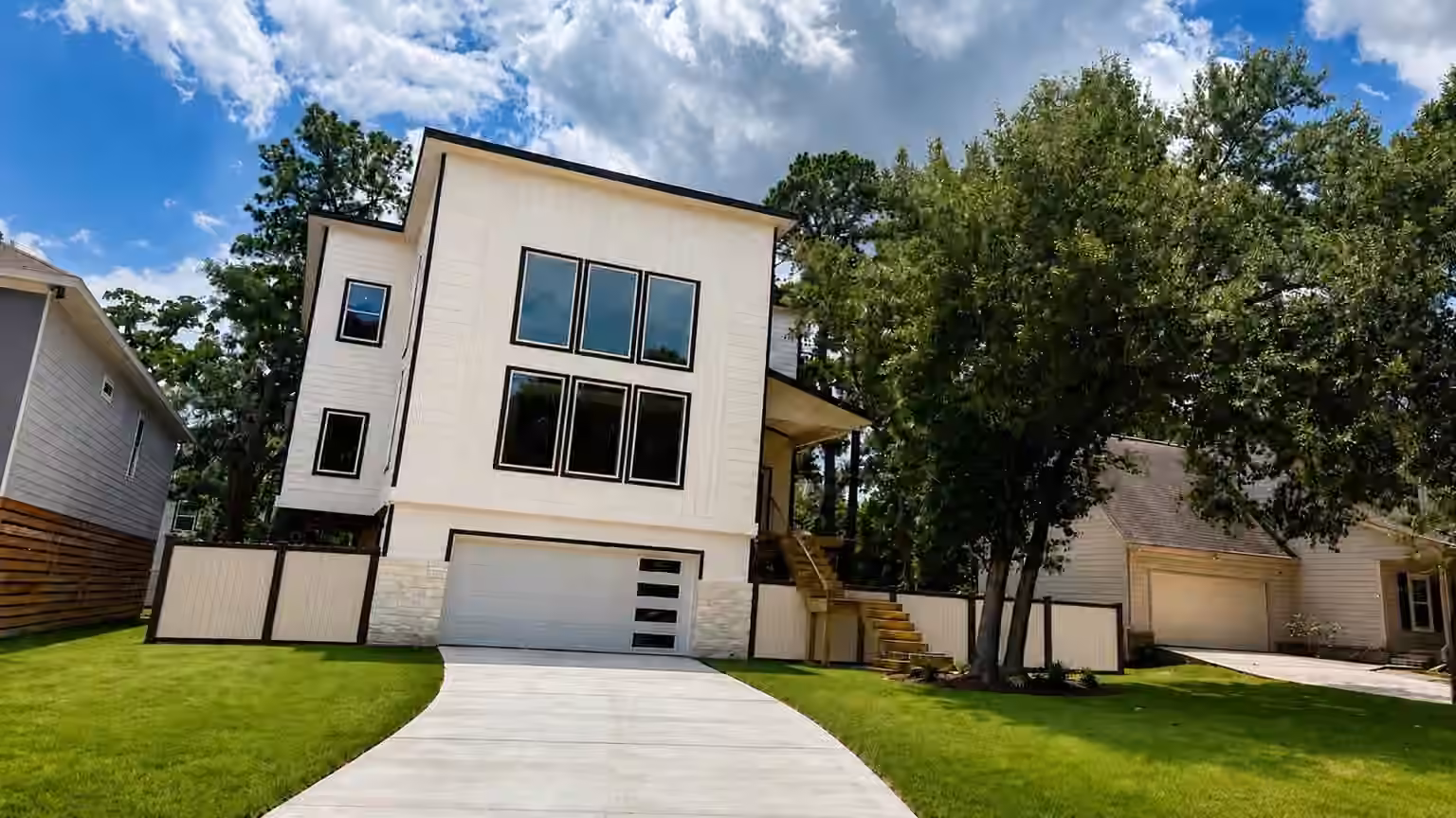 Photo 2 of 13538 Raven Hill Drive, Cypress, TX
