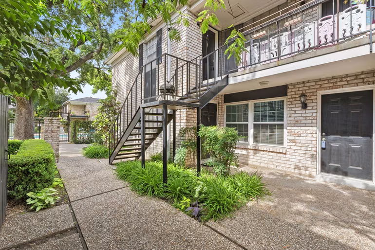 Photo 3 of 7900 Westheimer Road 121, Houston, TX