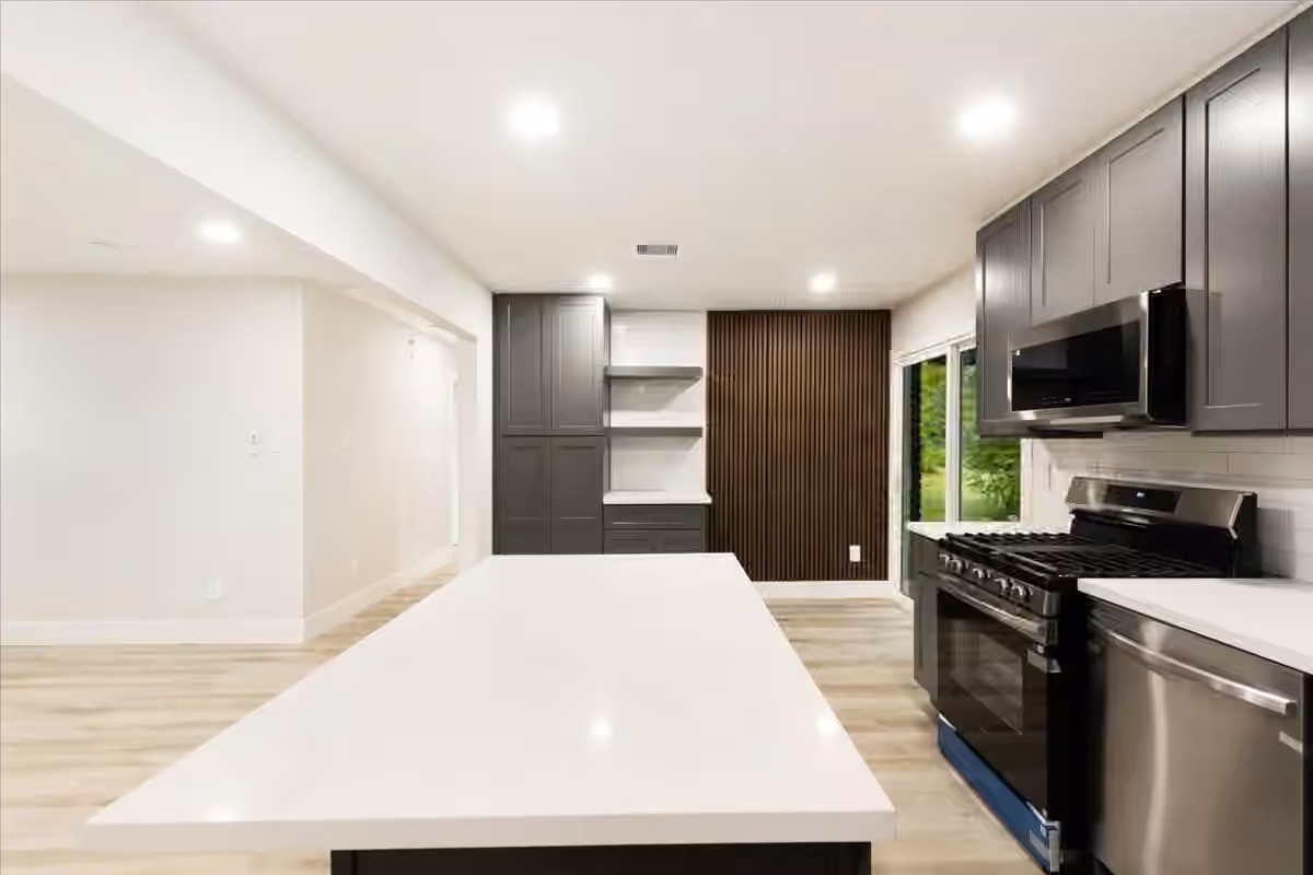 Photo 7 of 3414 Trelawney Drive, Pearland, TX