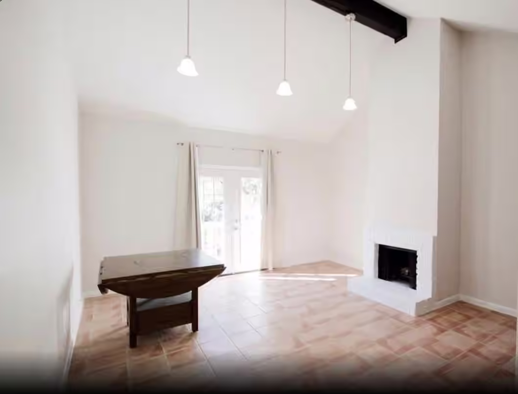 Photo 3 of 2100 Tanglewilde Street Street 428, Houston, TX