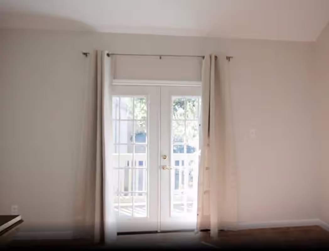 Photo 4 of 2100 Tanglewilde Street Street 428, Houston, TX