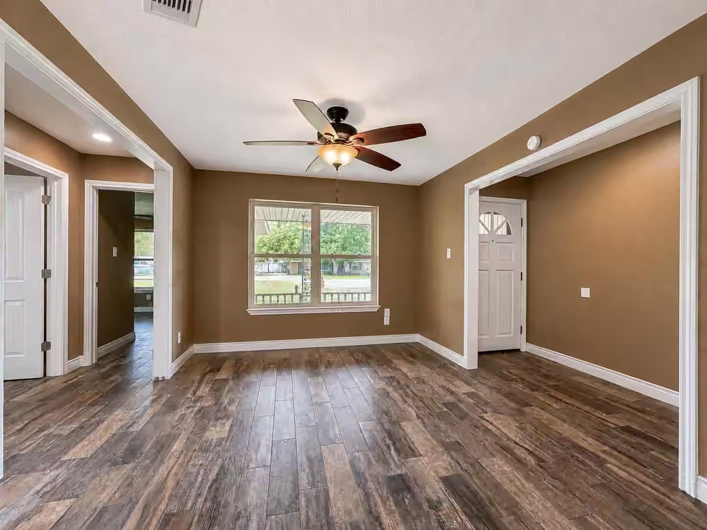 Photo 7 of 12711 Britt Road, Pearland, TX