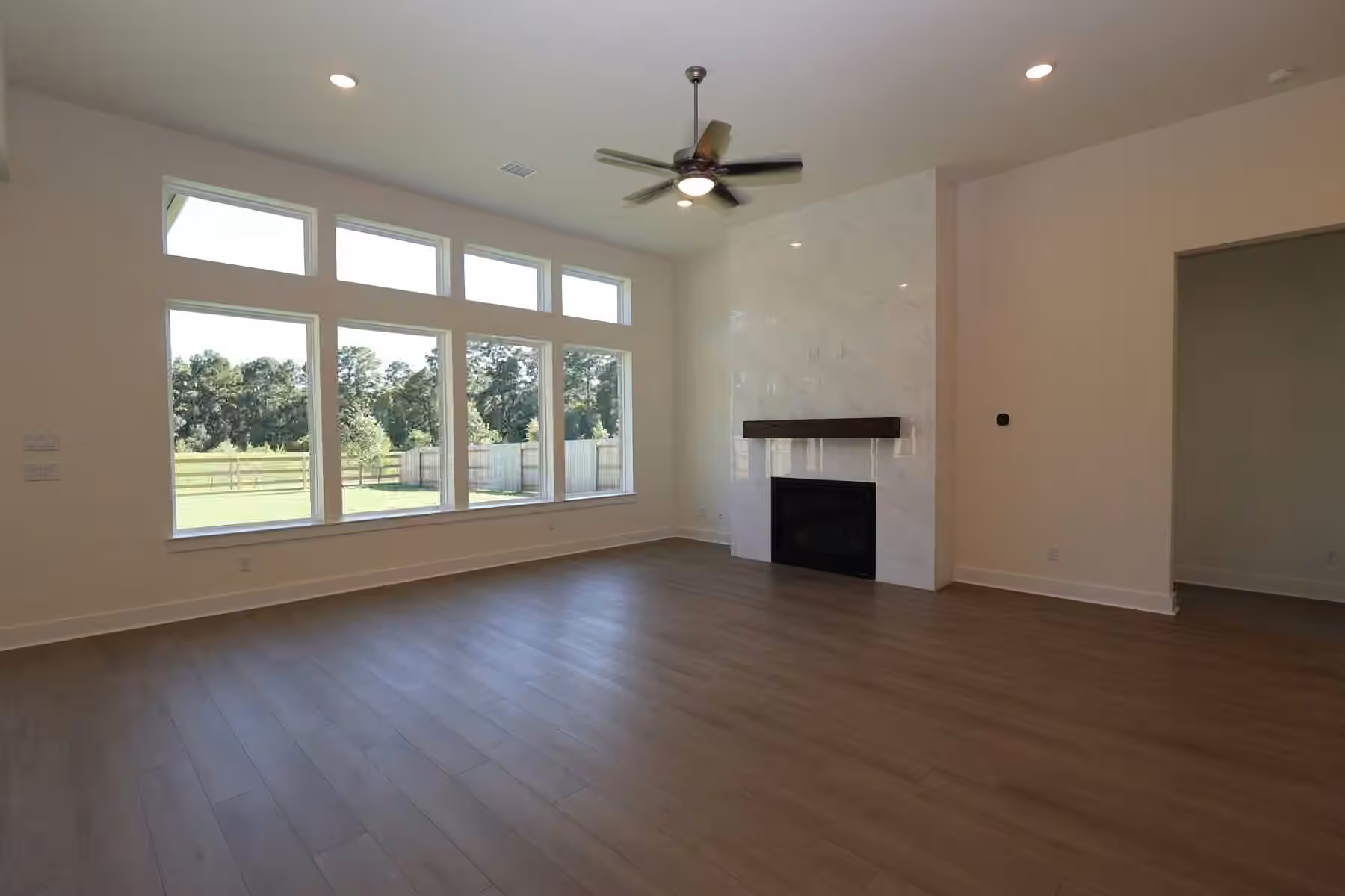 Photo 5 of 14323 Moonlit Creek Court, Montgomery, TX
