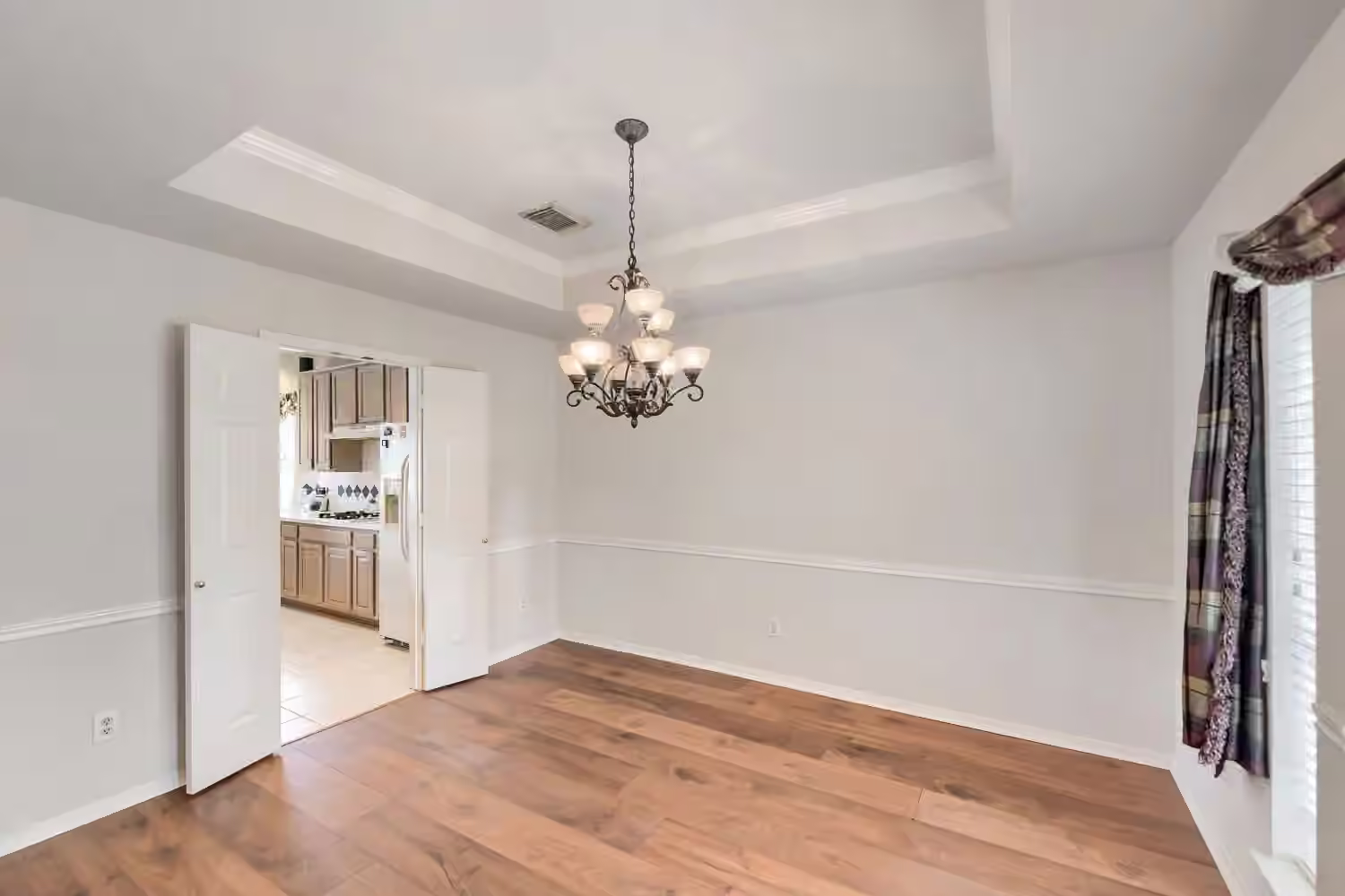 Photo 4 of 2513 La Rochelle Court, Seabrook, TX