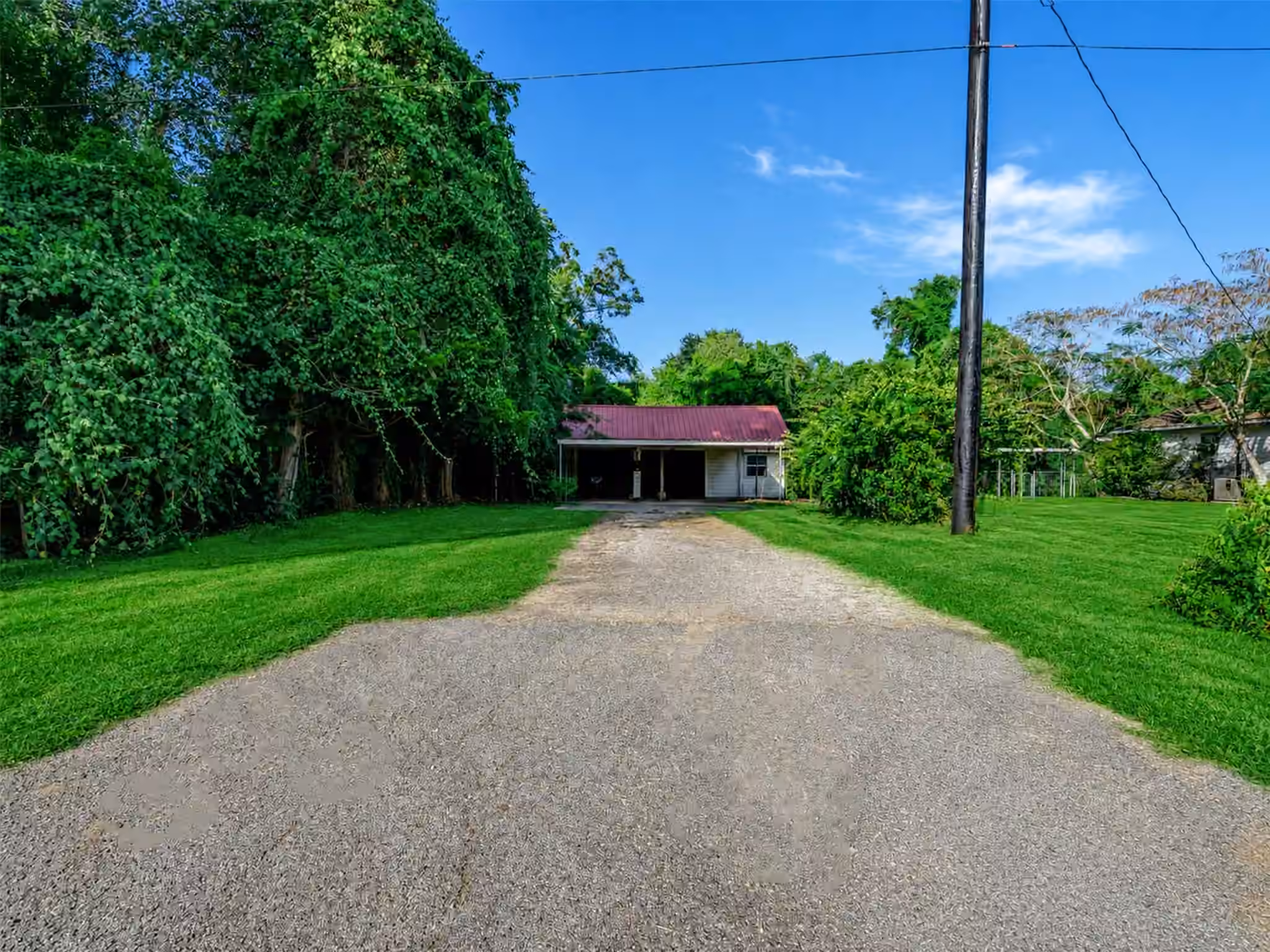 Photo 4 of 8725 Fm 524 Road, Sweeny, TX