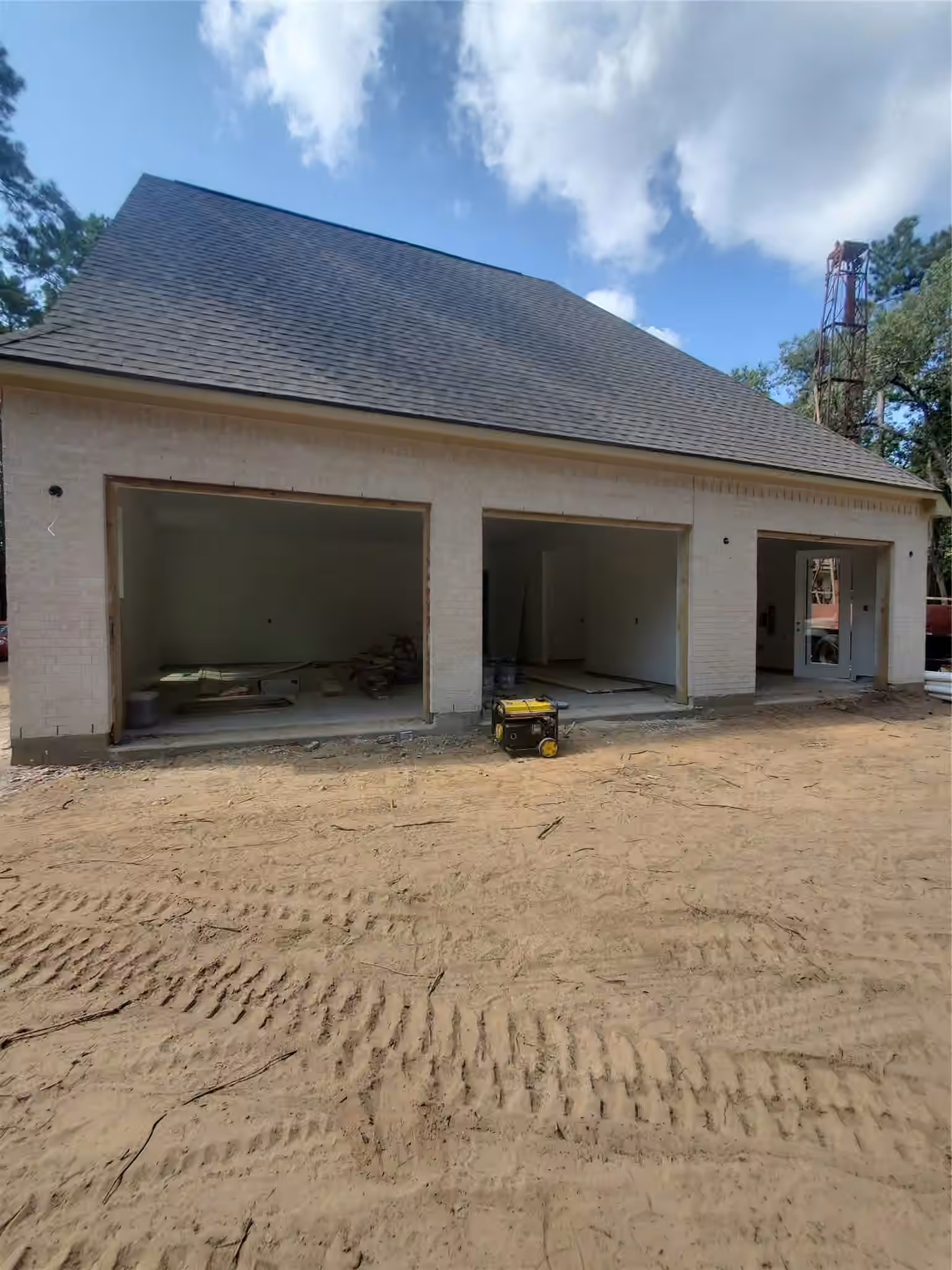 Photo 2 of 207 Creekside, Magnolia, TX
