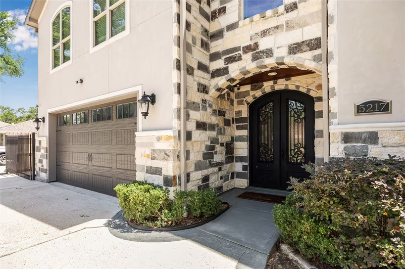 Photo 3 of 5217 W 43rd Street, Houston, TX