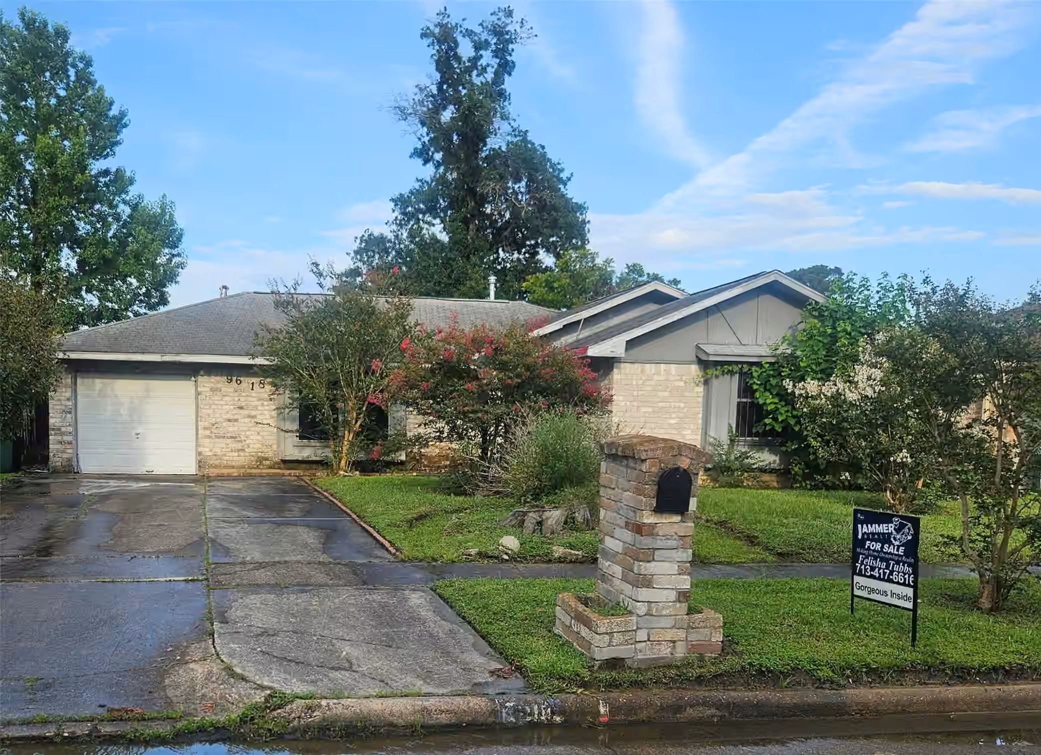Photo 2 of 9618 Arvin Street, Houston, TX