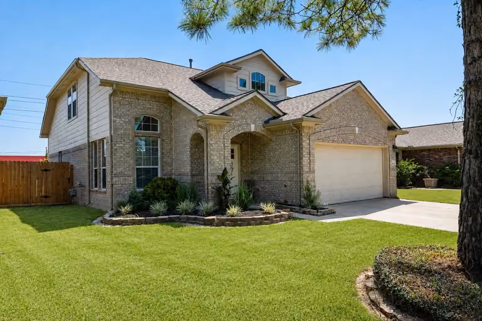 Photo of 2214 Sterling Oaks Drive, Rosharon, TX 77583