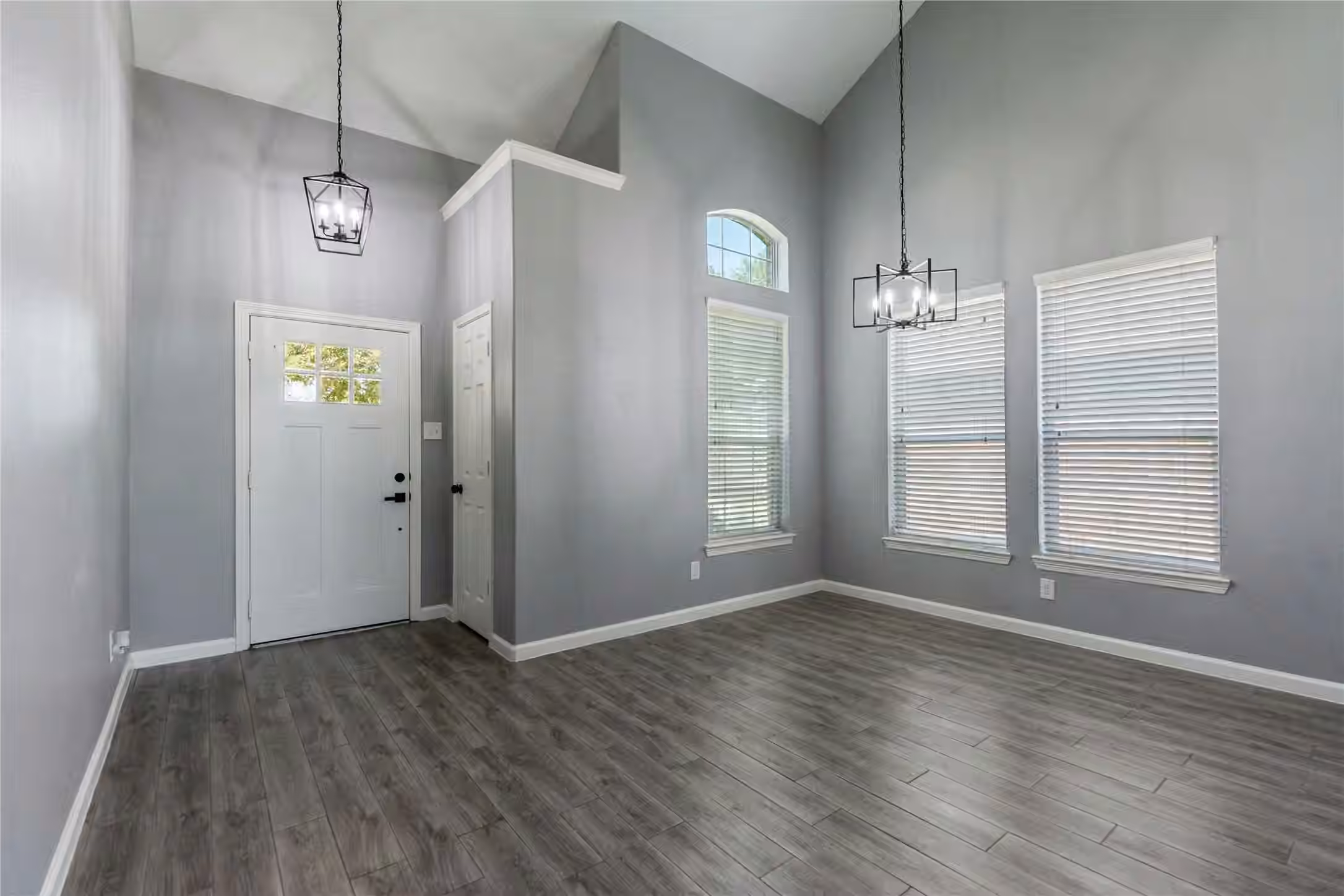 Photo 5 of 2214 Sterling Oaks Drive, Rosharon, TX