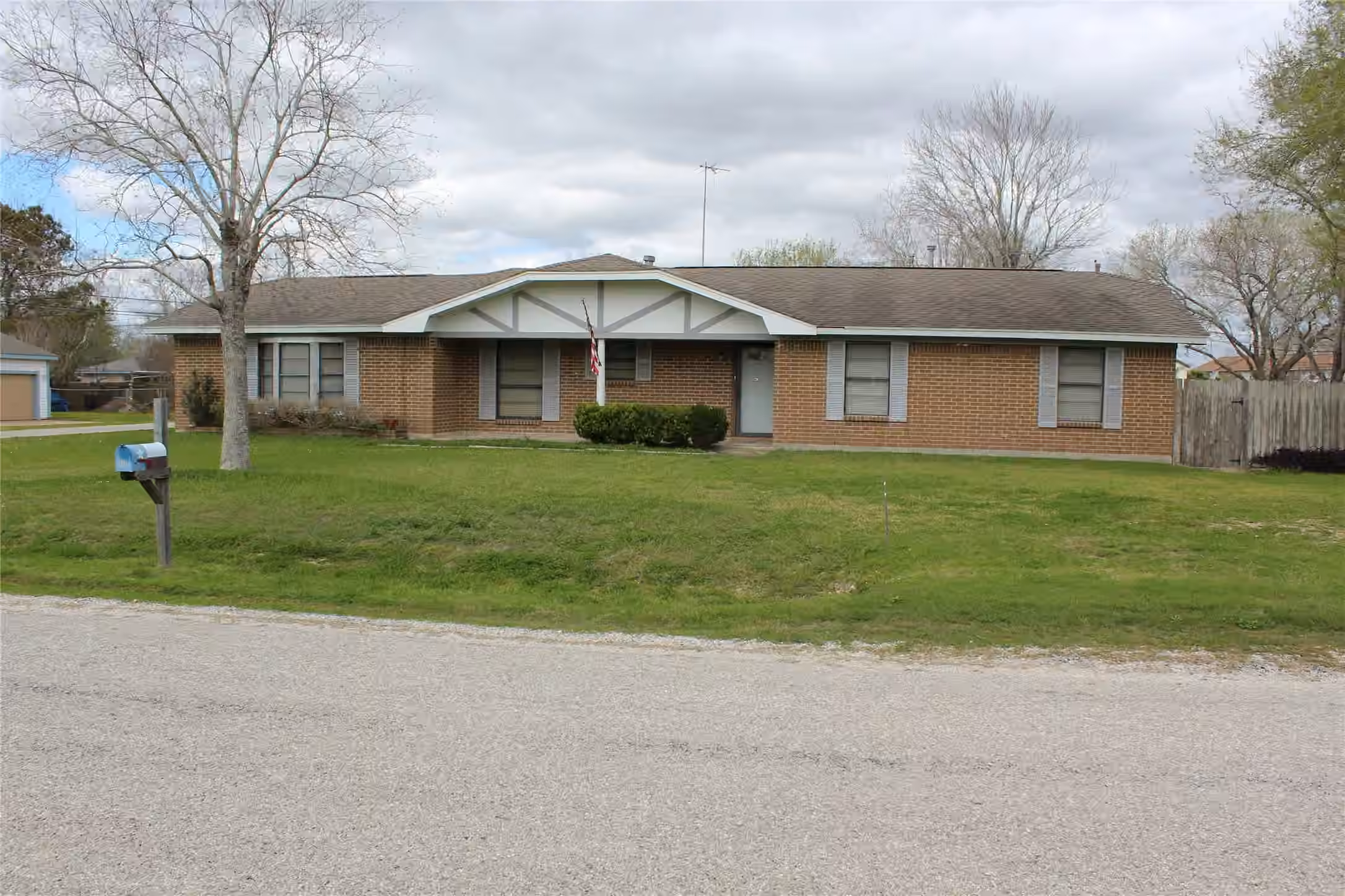 Photo of 300 E Austin Avenue, Palacios, TX 77465