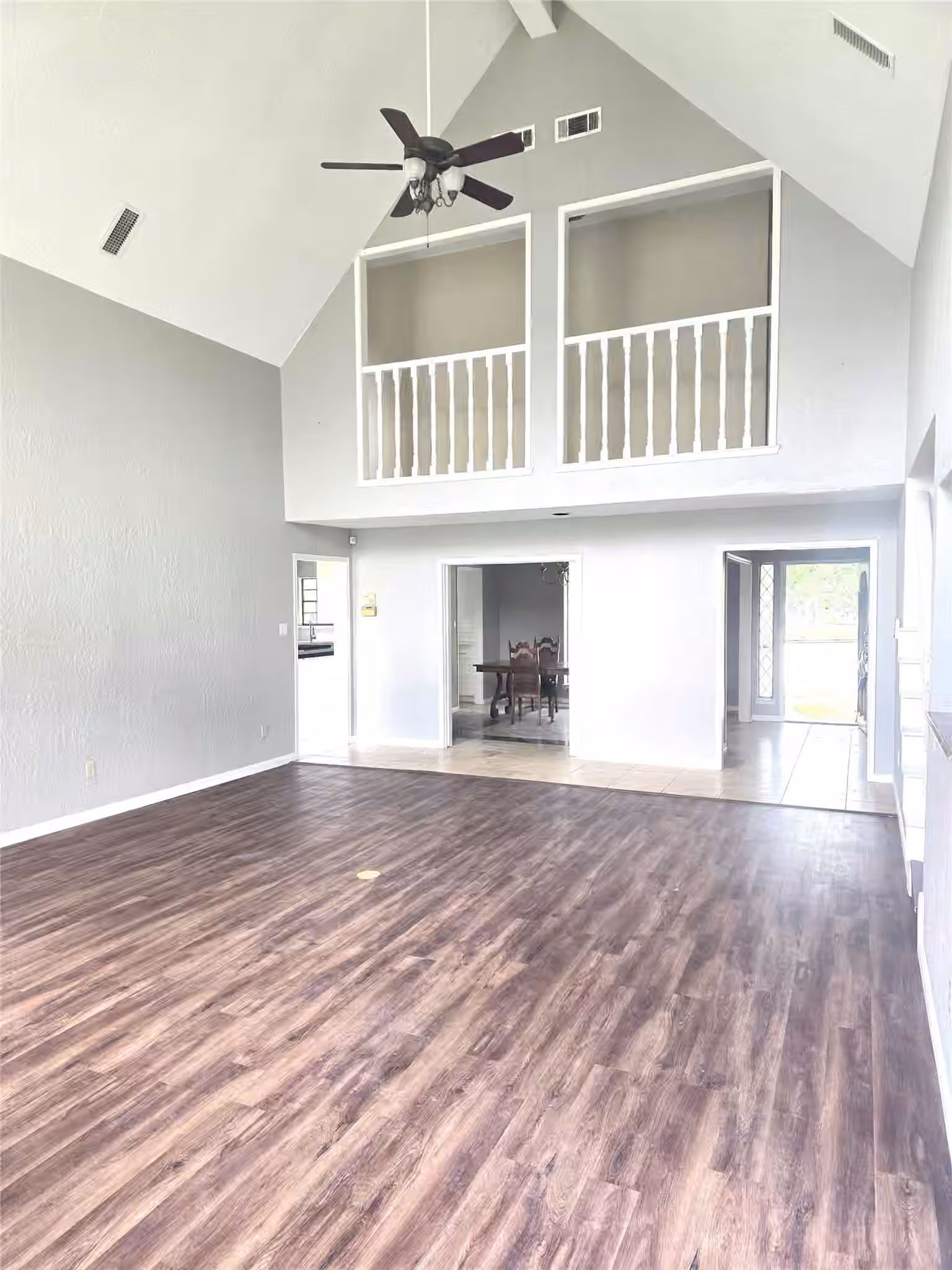 Photo 5 of 7244 Edgewater Drive, Willis, TX