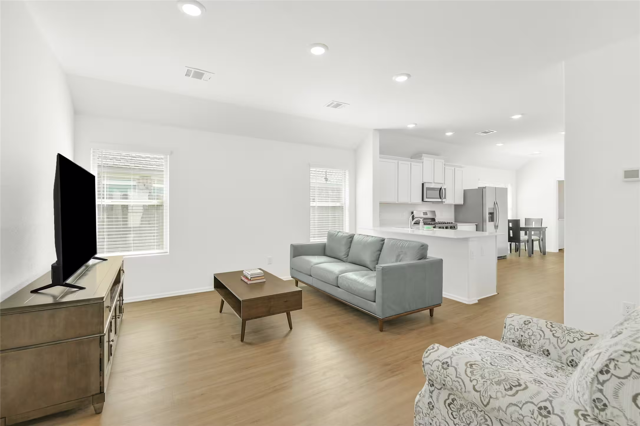 Photo 5 of 6312 Astoria Park Lane, Houston, TX