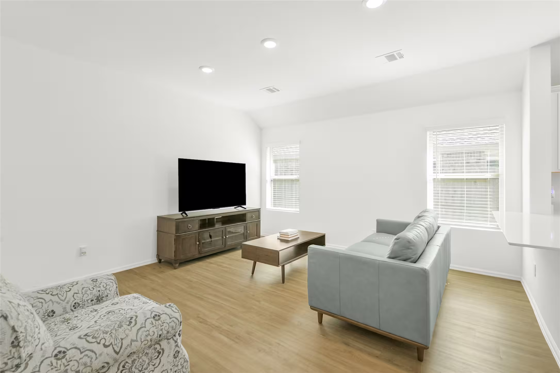 Photo 6 of 6312 Astoria Park Lane, Houston, TX