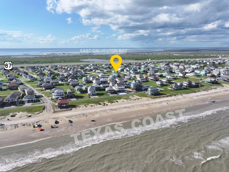 Photo 4 of 936 Surf Road, Crystal Beach, TX