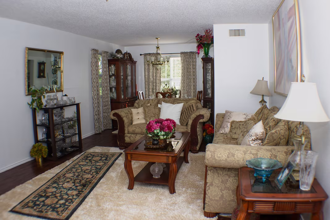 Photo 3 of 2603 Virginia Avenue, League City, TX