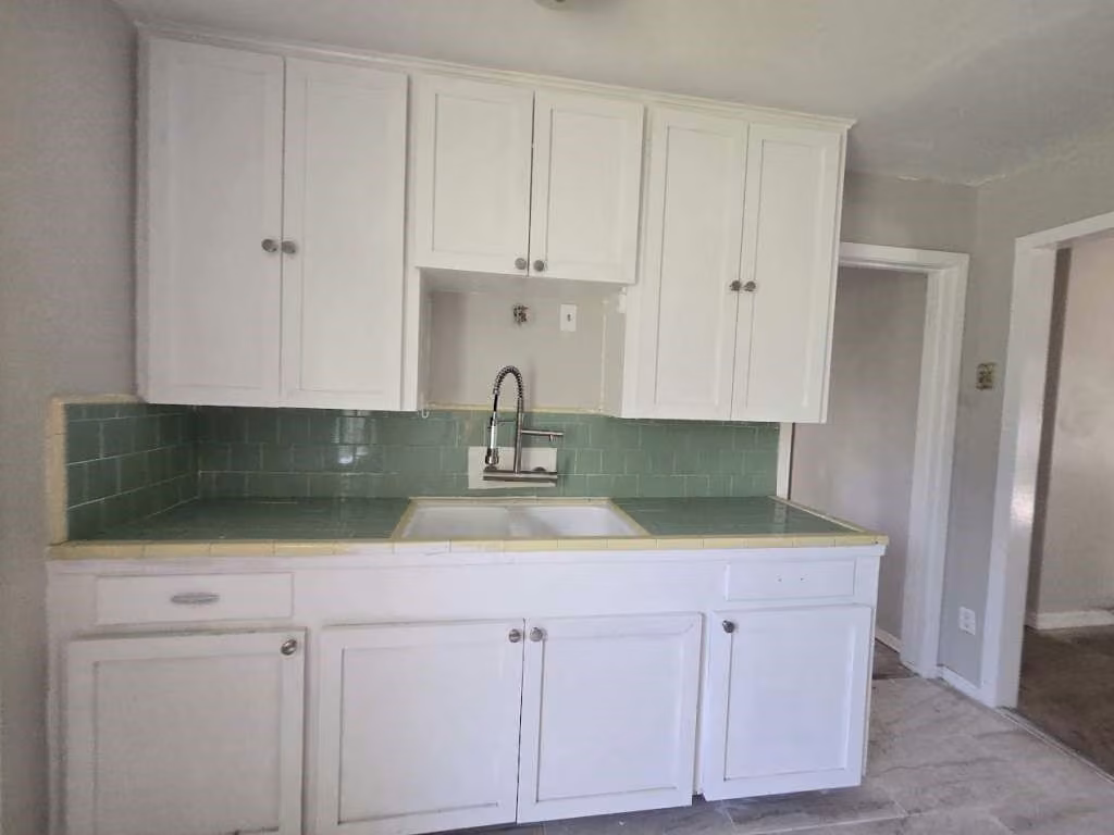 Photo 6 of 822 Woodhue Street, Channelview, TX