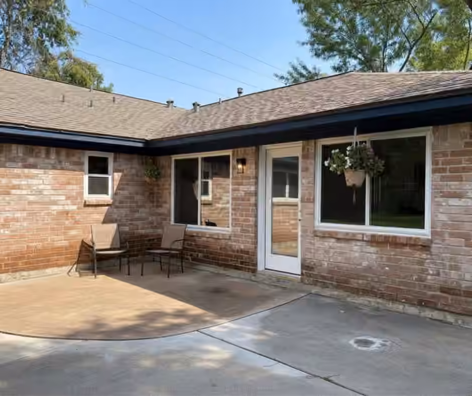 Photo 4 of 13123 Foxburo Drive, Houston, TX