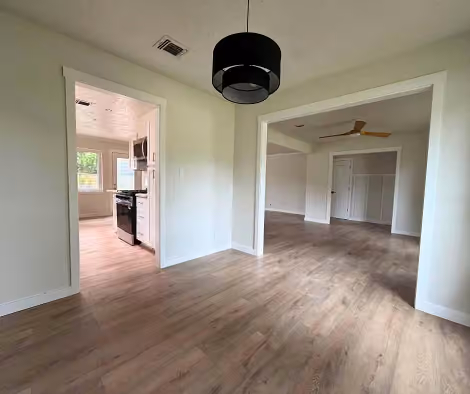 Photo 7 of 13123 Foxburo Drive, Houston, TX