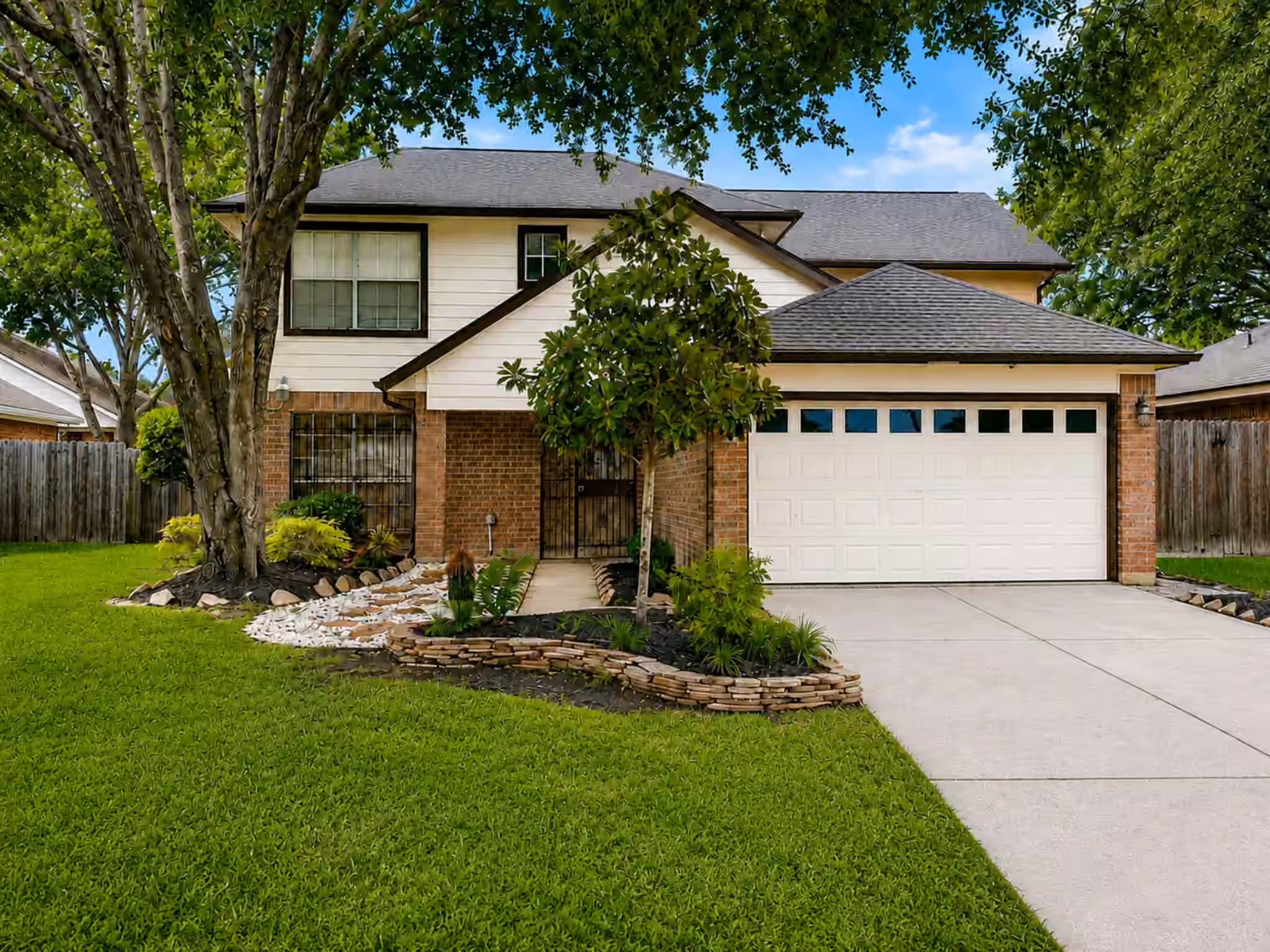 Photo of 16131 Canaridge Drive, Houston, TX