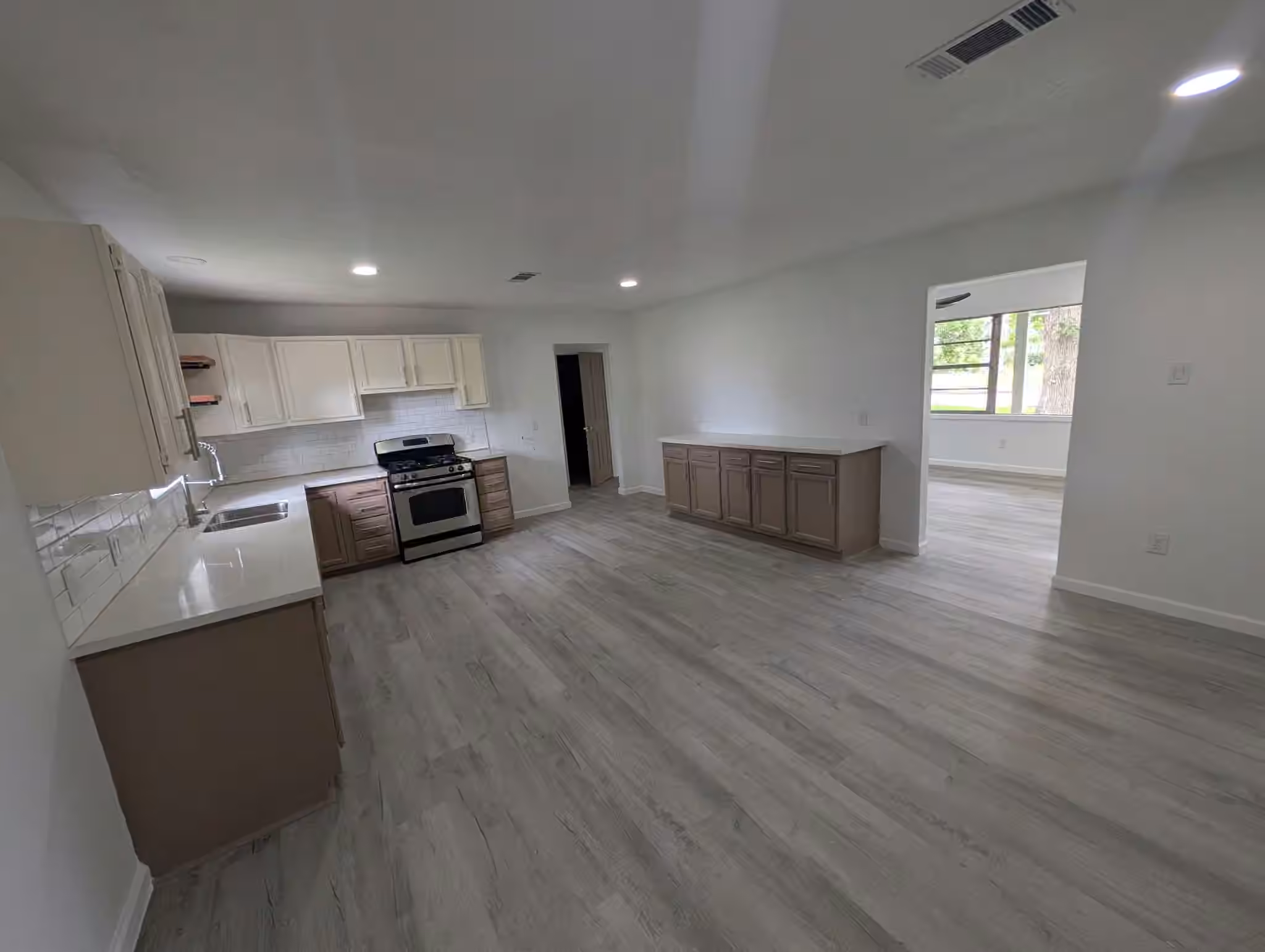 Photo 6 of 306 Allendale Road, Pasadena, TX