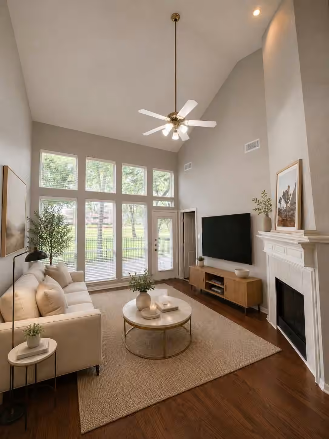 Photo 6 of 2219 Ridge Wood Lane, Sugar Land, TX