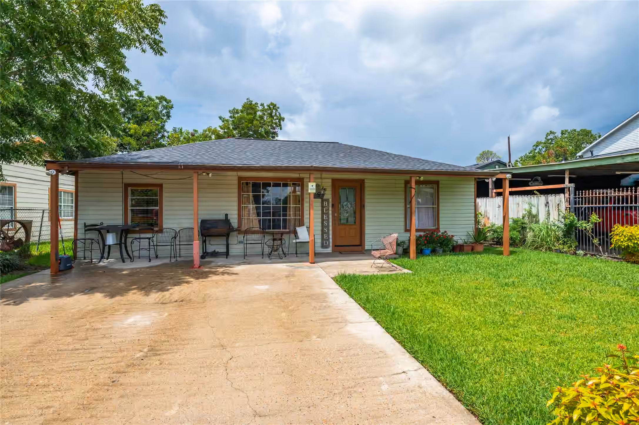 Photo 3 of 4937 Bataan Road, Houston, TX