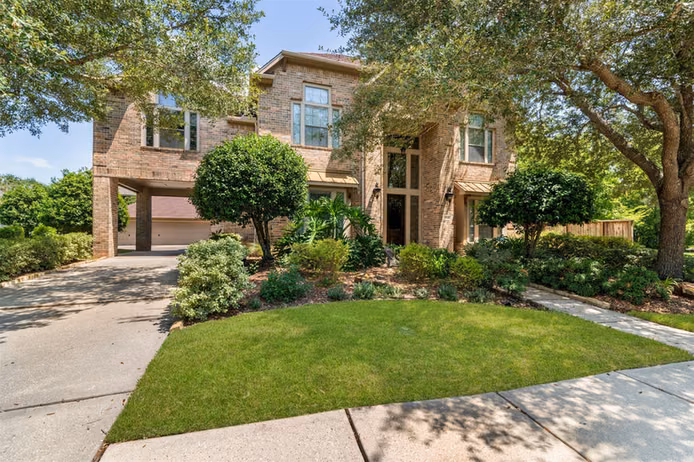 Photo of 2525 W Ranch Drive, Friendswood, TX 77546