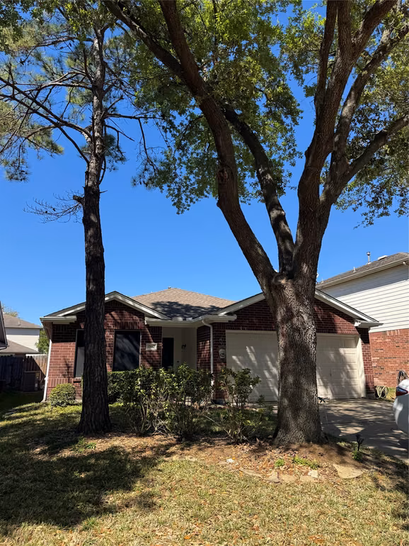 Photo 2 of 17442 S Summit Canyon Drive, Houston, TX