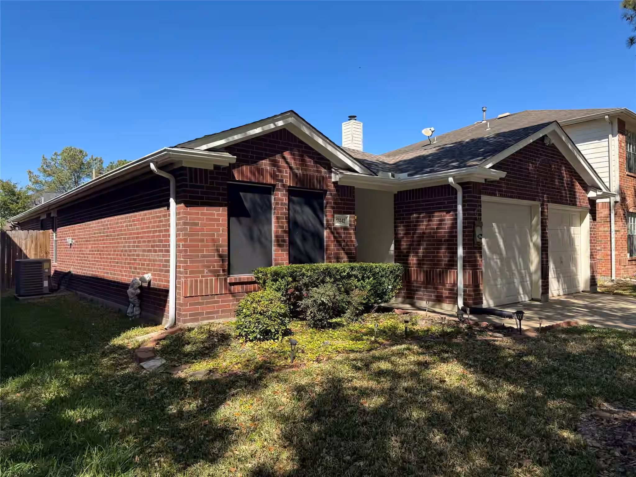 Photo 3 of 17442 S Summit Canyon Drive, Houston, TX