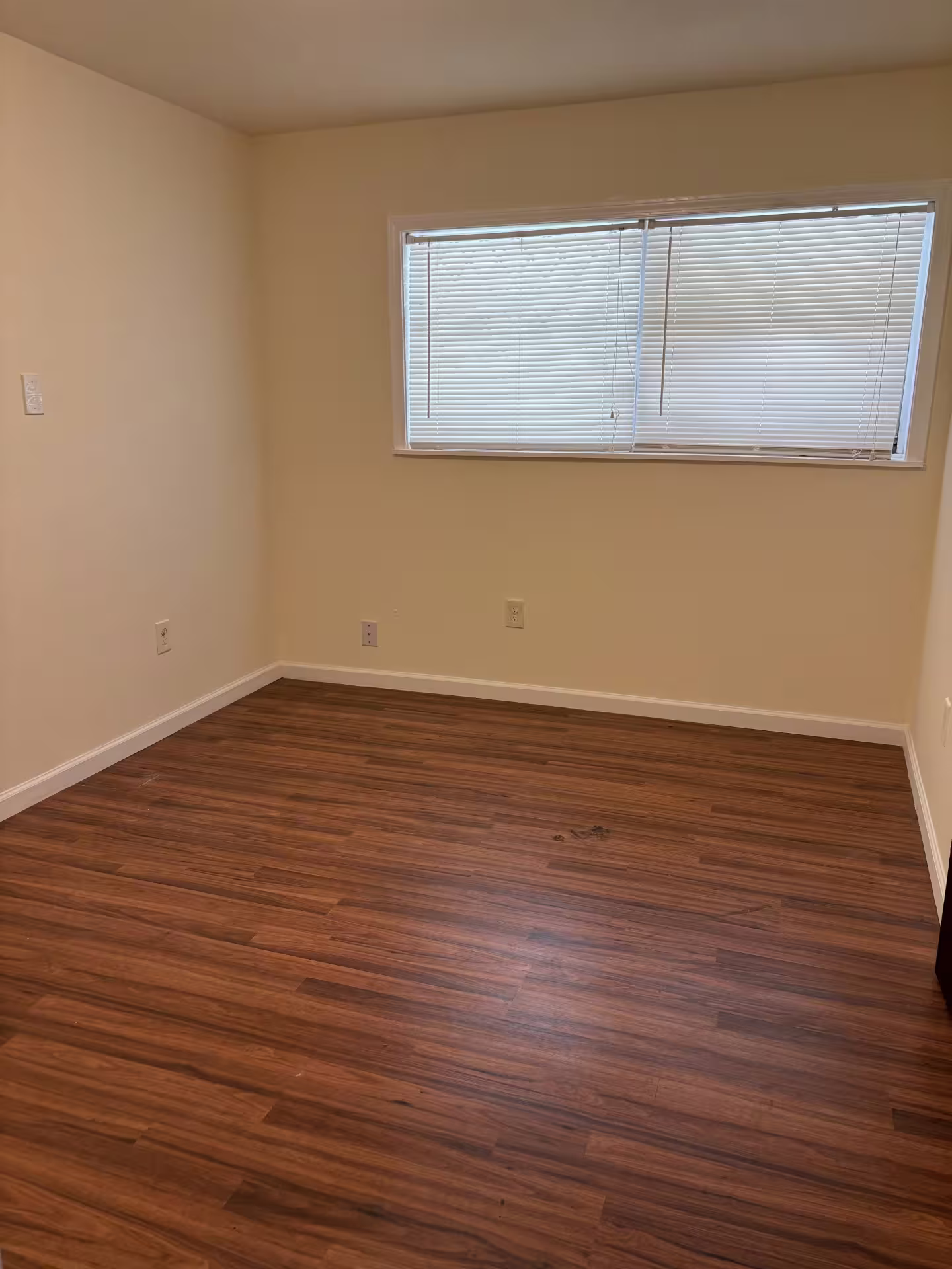 Photo 5 of 7220 Avenue R, Galveston, TX