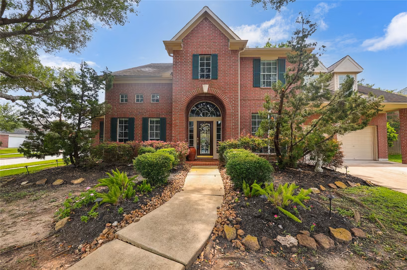 Photo 2 of 7914 Chianti Court, Sugar Land, TX
