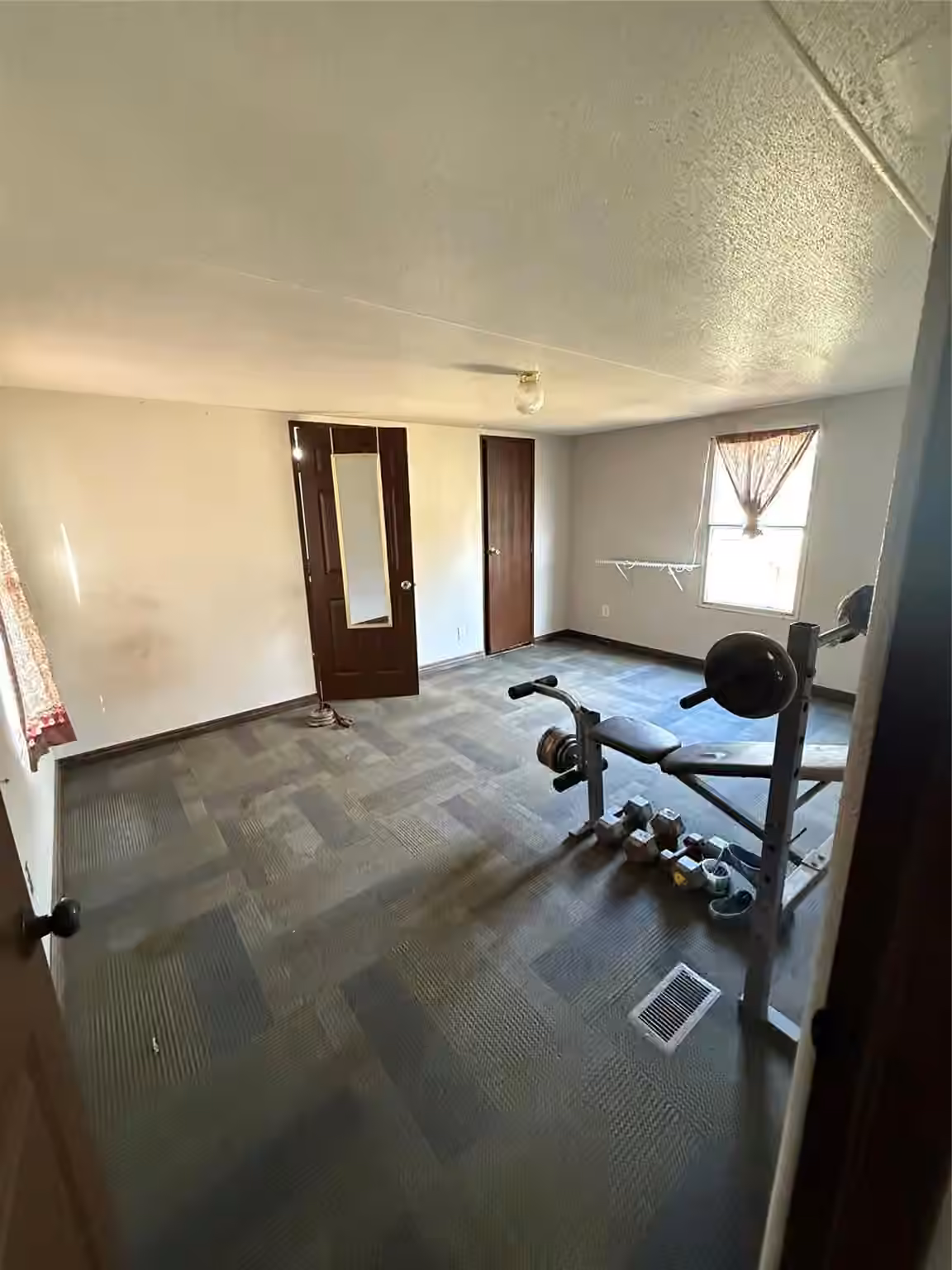 Photo 6 of 1570 County Road 3479a, Cleveland, TX