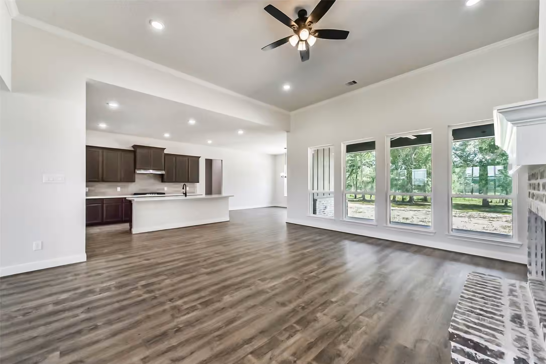 Photo 3 of 5334 Camp Creek Road, Baytown, TX