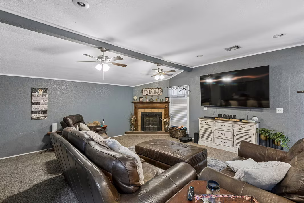 Photo 5 of 21757 Cherry Street, New Caney, TX