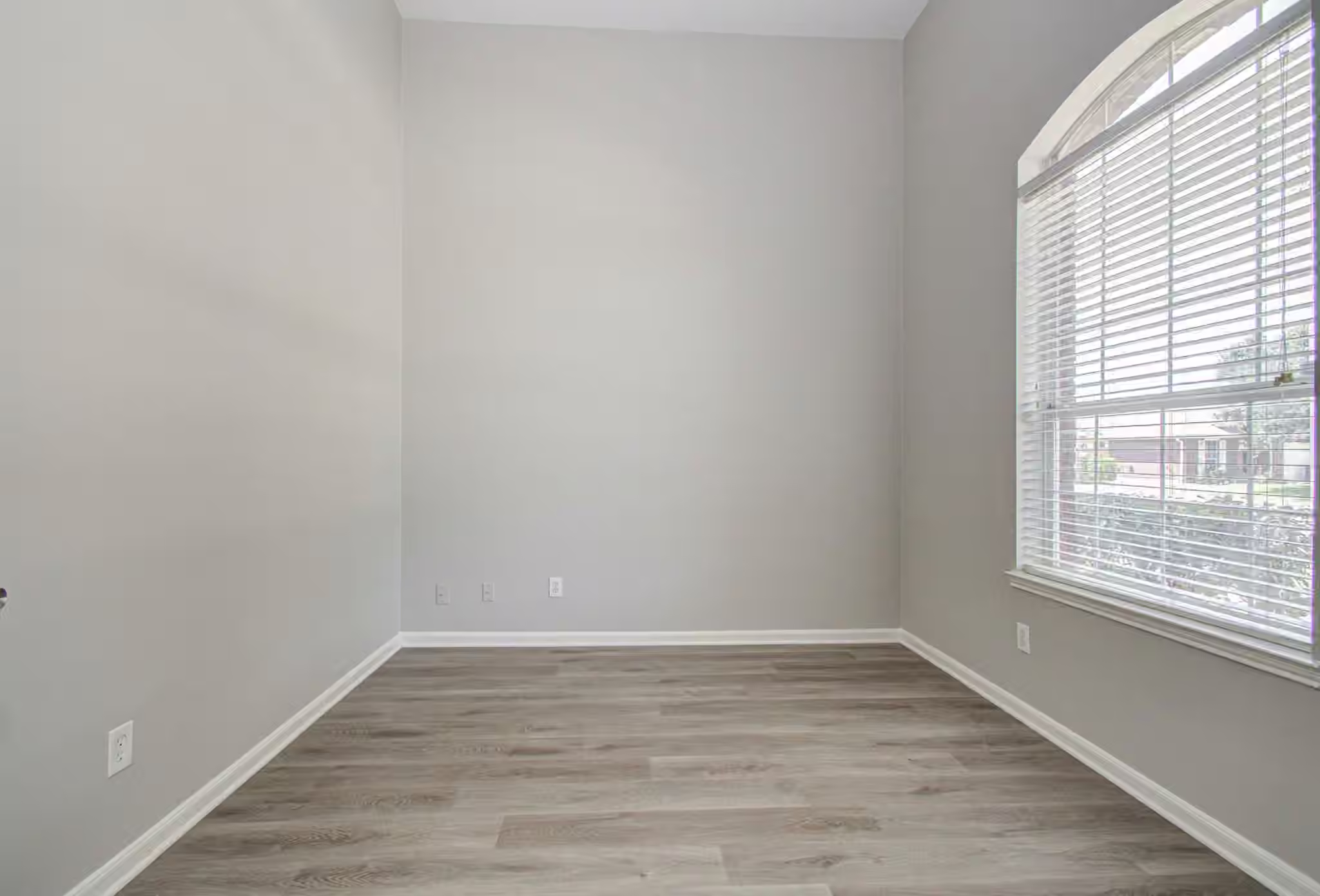 Photo 6 of 6715 Starcroft Court, Spring, TX