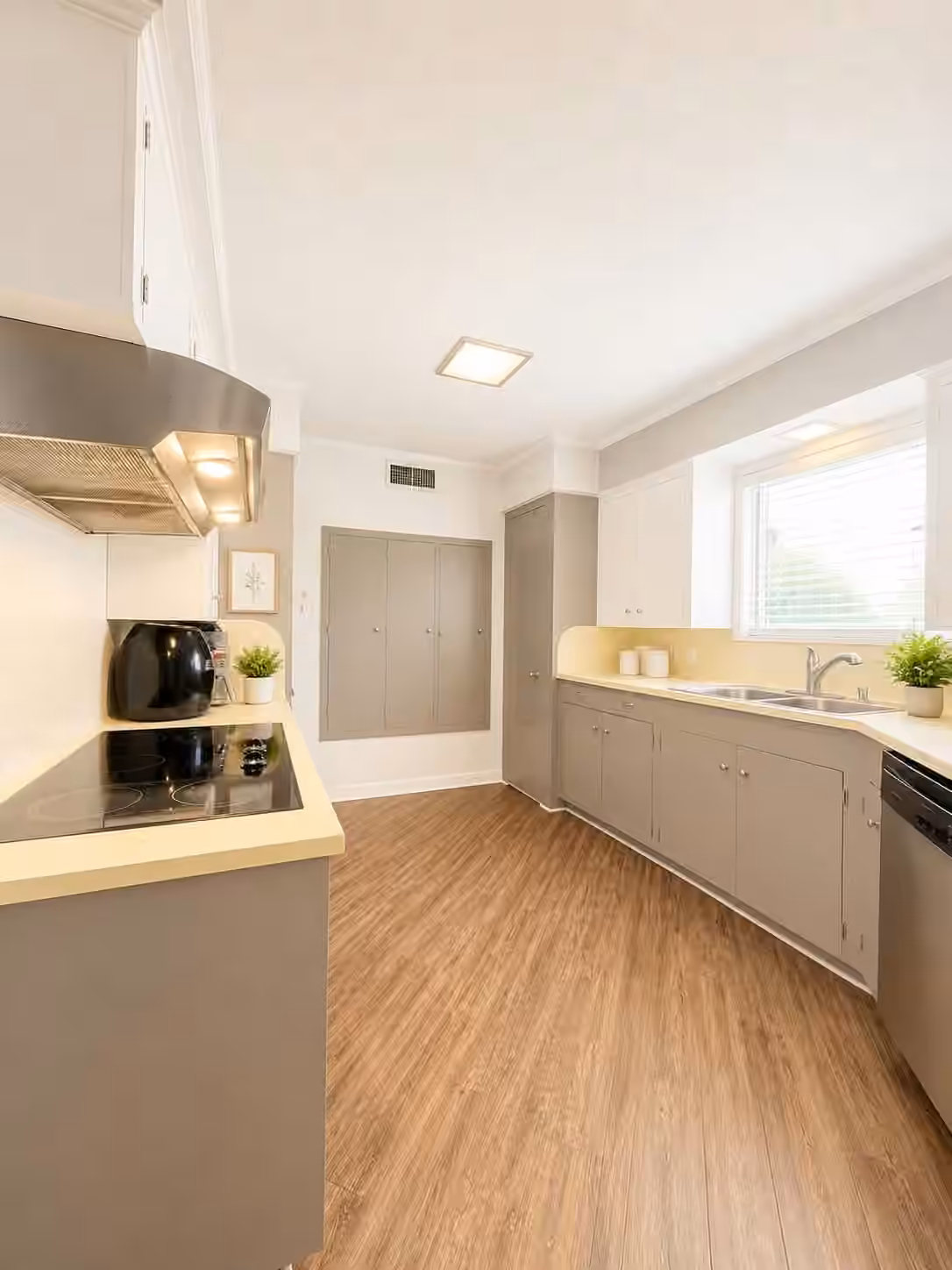 Photo 5 of 188 Grammar Road, Houston, TX