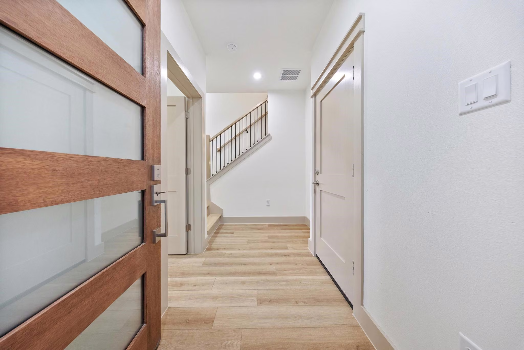Photo 2 of 1124 Weiss Street, Houston, TX