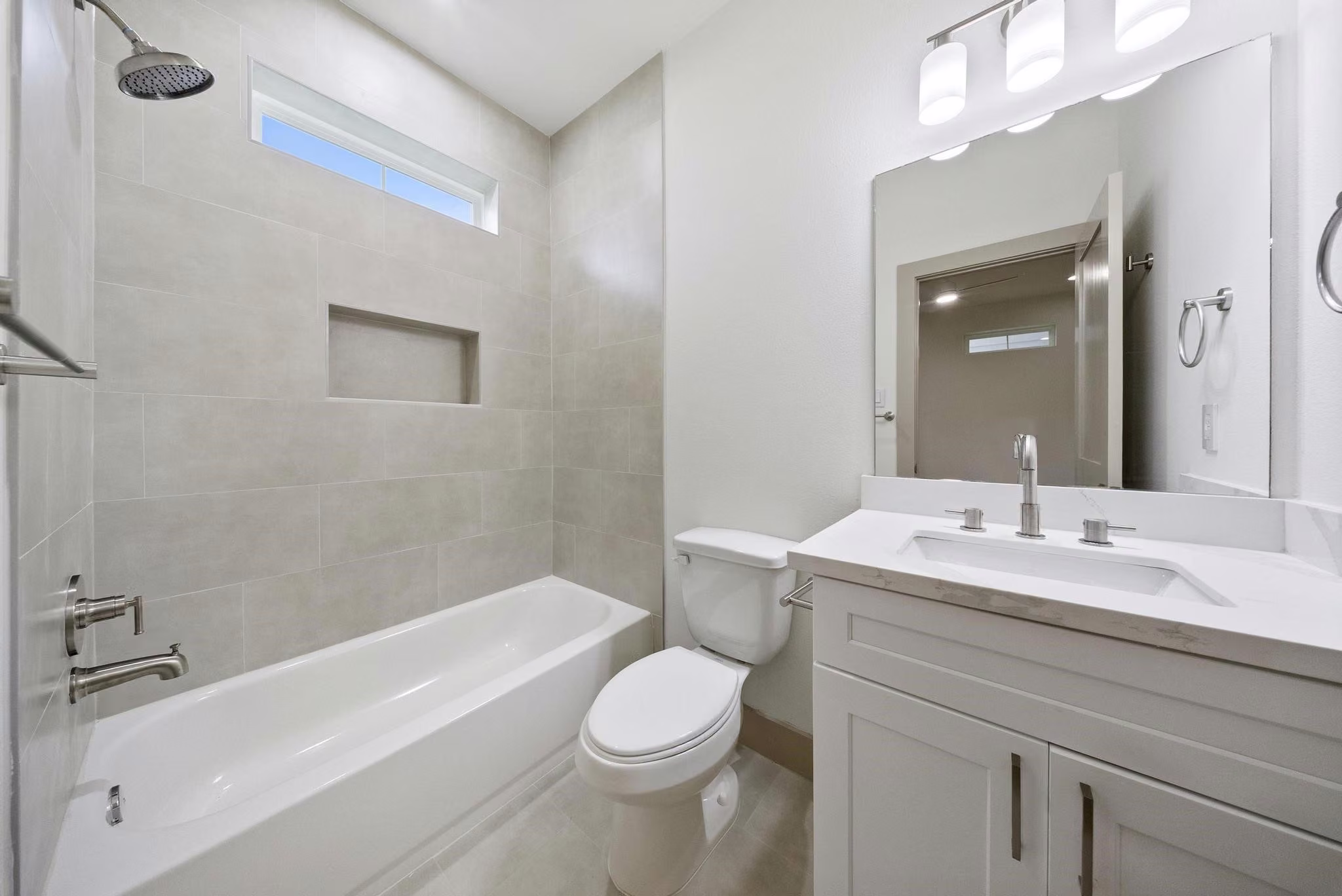 Photo 4 of 1124 Weiss Street, Houston, TX