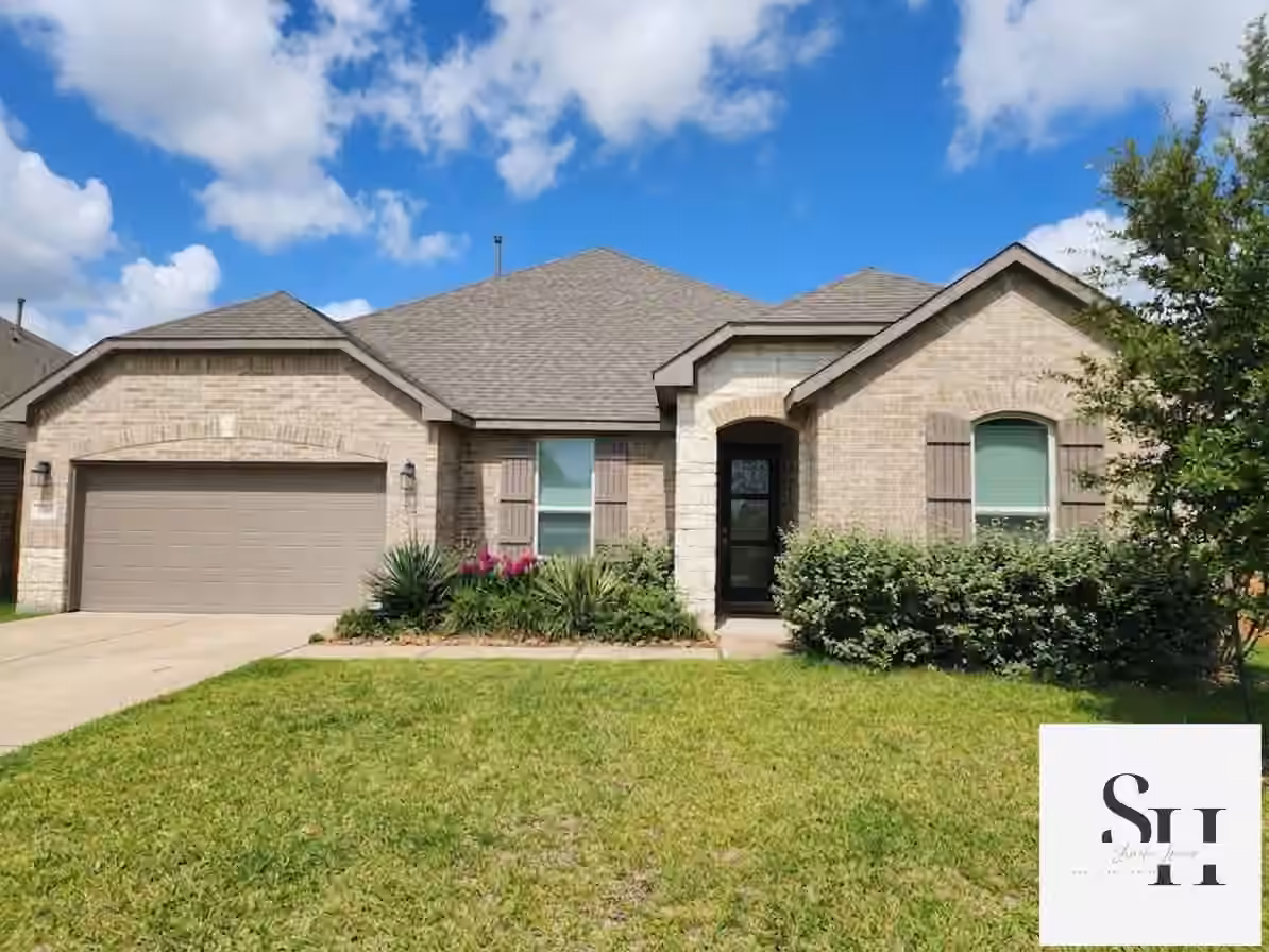 Photo of 8507 Alvararo Bay Drive, Cypress, TX