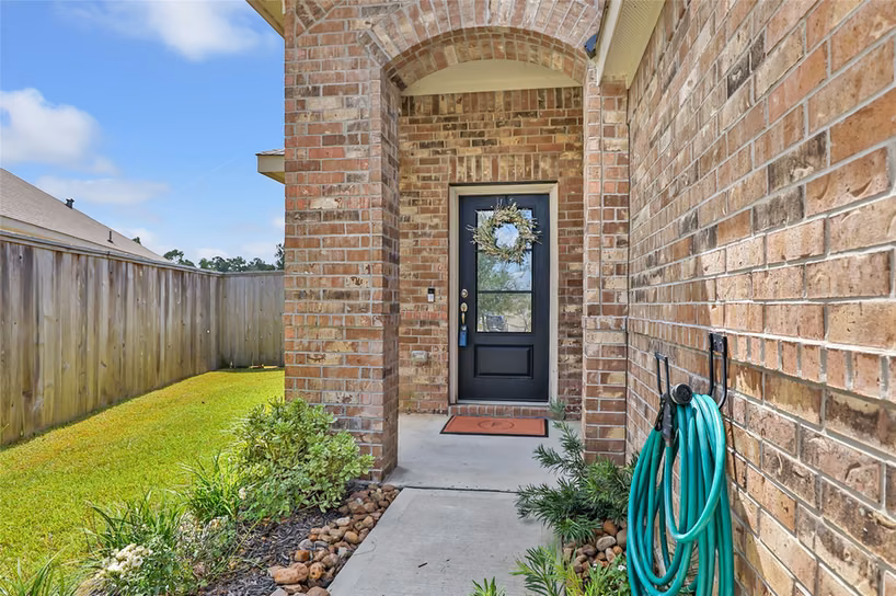 Photo 4 of 6328 Astoria Park Lane, Kingwood, TX