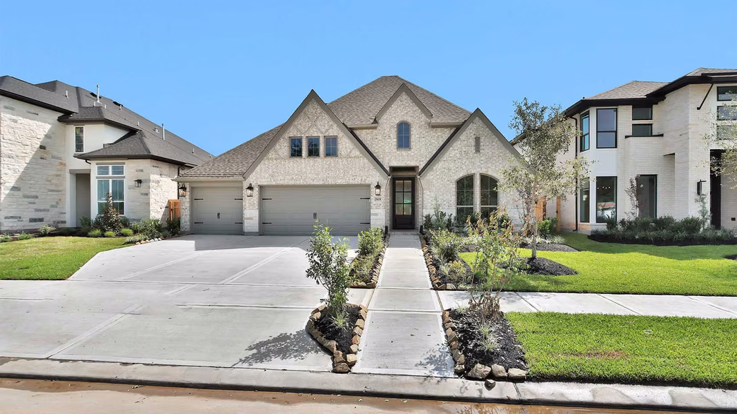 Photo 2 of 2618 Regal Bloom Drive, Missouri City, TX