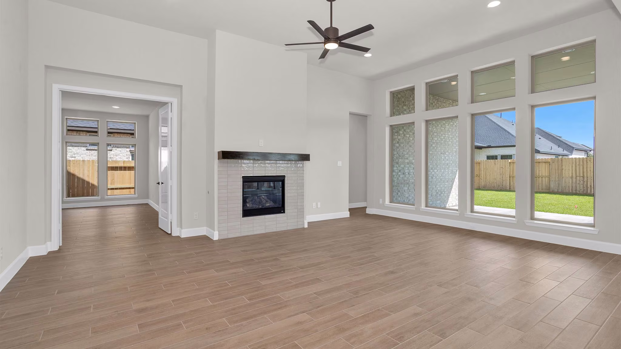 Photo 5 of 2618 Regal Bloom Drive, Missouri City, TX