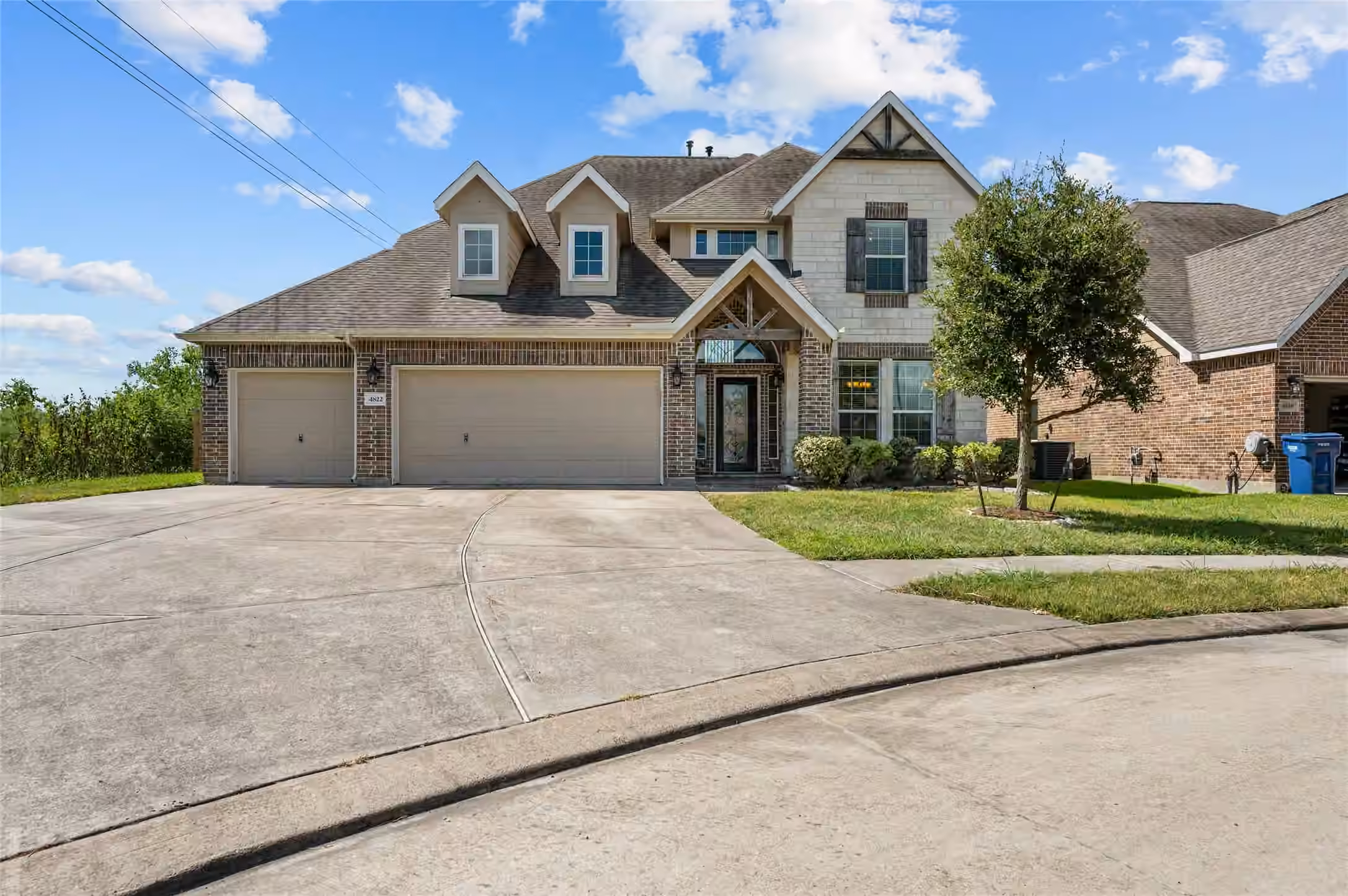 Photo of 4822 Bay Vista Drive, Baytown, TX 77523