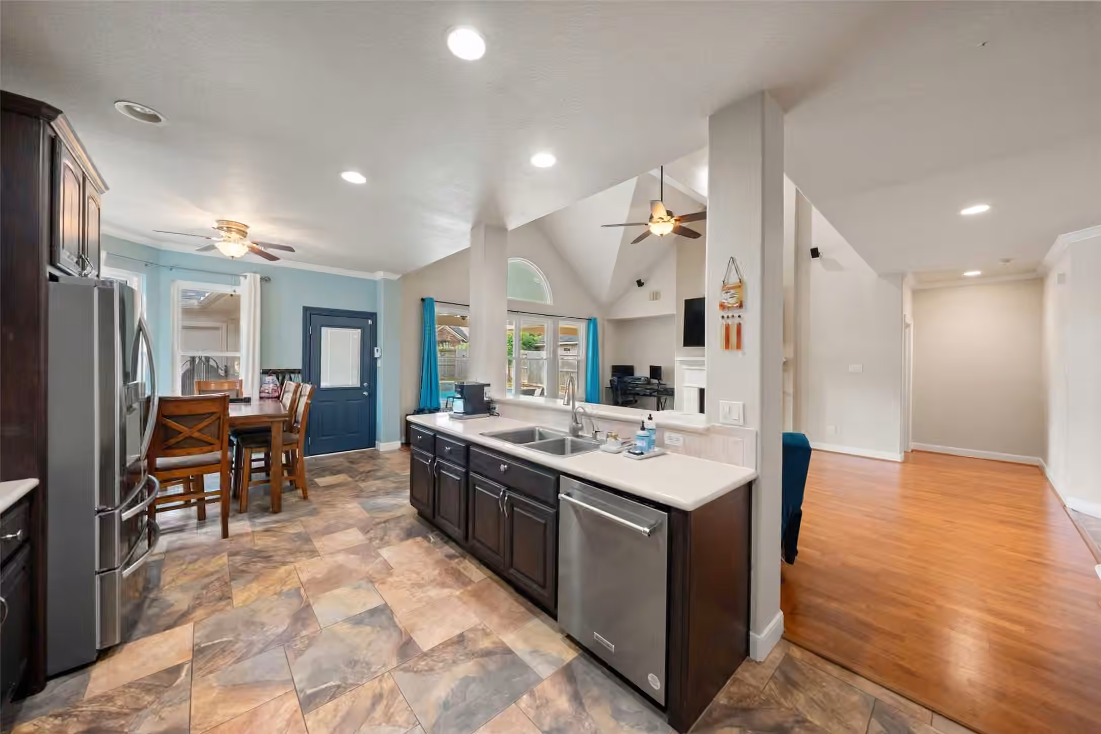Photo 4 of 19711 Satinwood Trail, Humble, TX