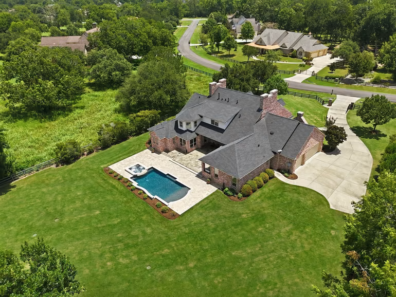 Photo 2 of 32102 Rolling Woods Trail, Fulshear, TX