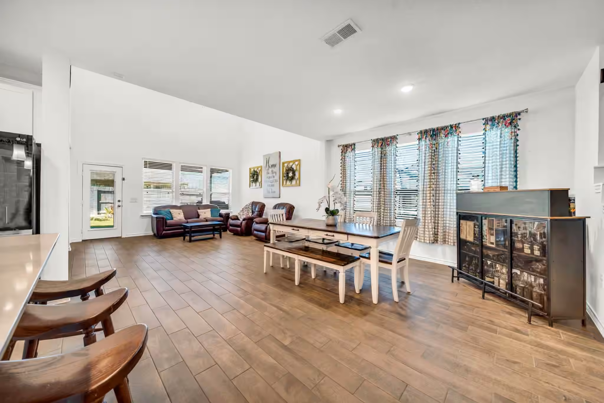 Photo 7 of 15810 Dove Hollow Drive Drive, Conroe, TX