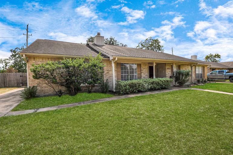 Photo 4 of 19411 Lazy Valley Drive, Katy, UT