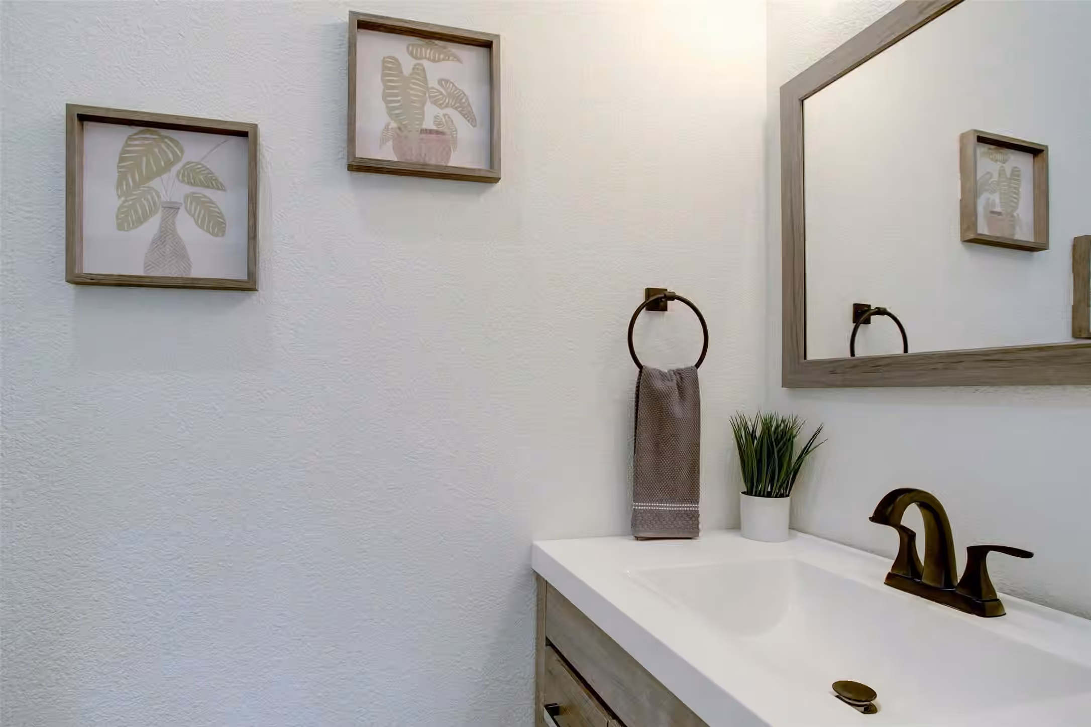 Photo 7 of 7119 Tierwester Street, Houston, TX