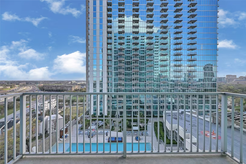 Photo 3 of 5925 Almeda Road 11306, Houston, TX